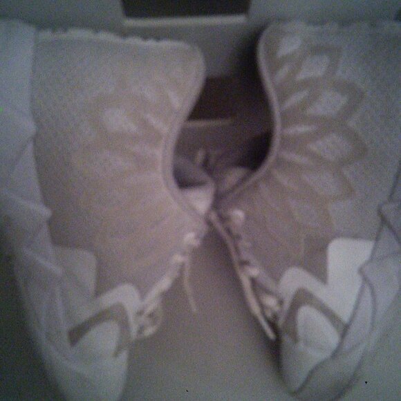 LAMELO puma basketball 1 ball shoes size 8.5 most new wearing 1 times - Picture 4 of 10